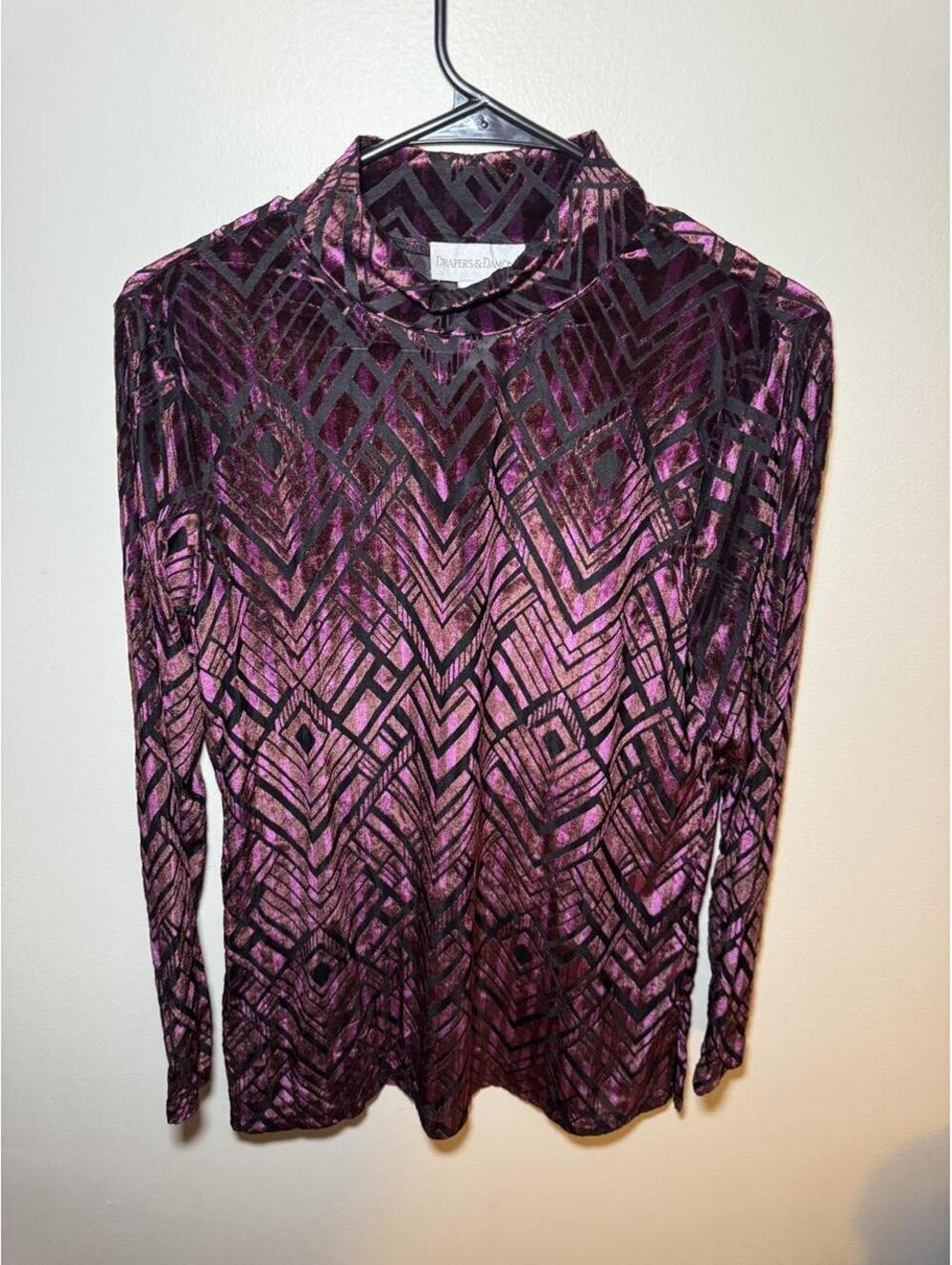 Draper's & Damon’s Purple Geo Sheer Long Sleeve Size Medium PTP 20 GC